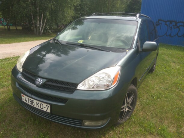Toyota Sienna II (XL20), 7 мест, 2004 г.
