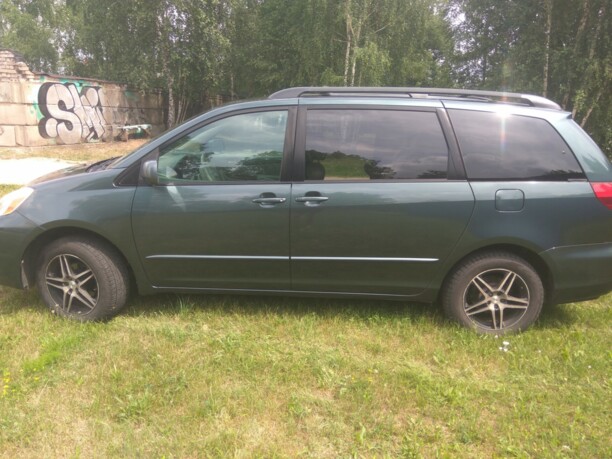 Toyota Sienna II (XL20), 7 мест, 2004 г.