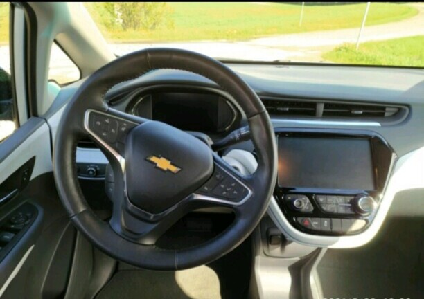 Chevrolet Bolt, 2017 г.