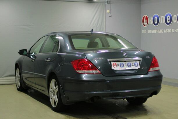 Acura RL KB1, 2004 г.