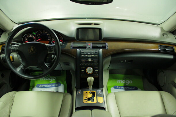 Acura RL KB1, 2004 г.