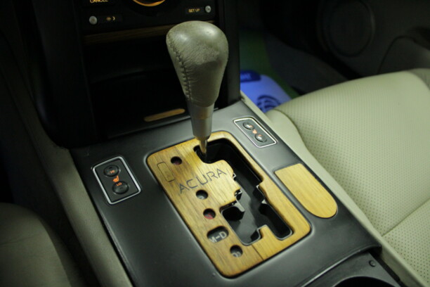 Acura RL KB1, 2004 г.