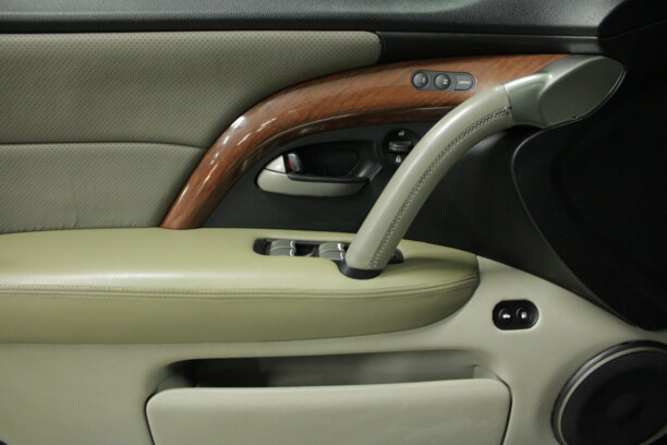Acura RL KB1, 2004 г.