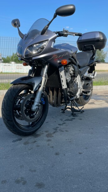 Yamaha FZS 1000S, 2004 г.
