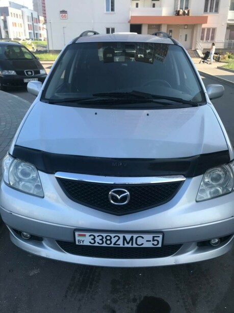 Mazda MPV II, 7 мест, 2002 г.