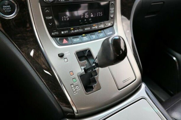 Toyota Alphard II · Рестайлинг, 2012 г.
