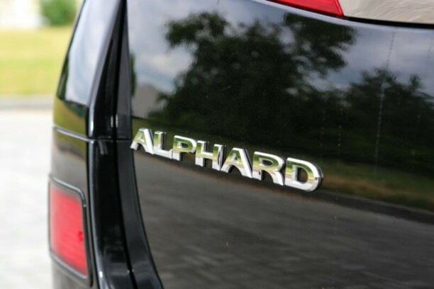 Toyota Alphard II · Рестайлинг, 2012 г.