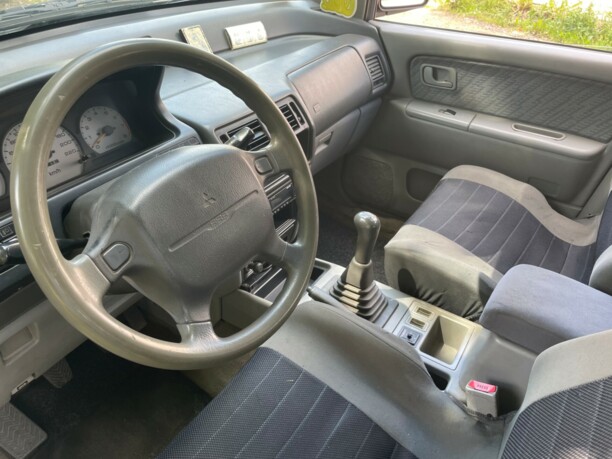Mitsubishi Space Runner I, 1996 г.