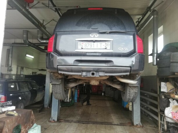 Infiniti QX56 I, 7 мест, 2005 г.