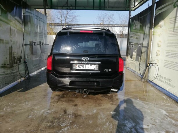 Infiniti QX56 I, 7 мест, 2005 г.