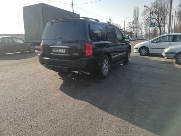 Infiniti QX56 I, 7 мест, 2005 г.