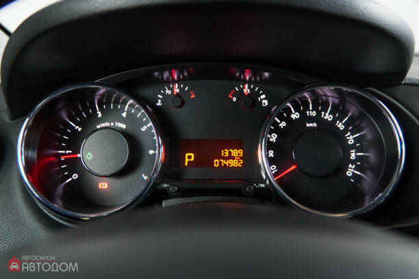 Peugeot 3008 I · Рестайлинг, 2014 г.