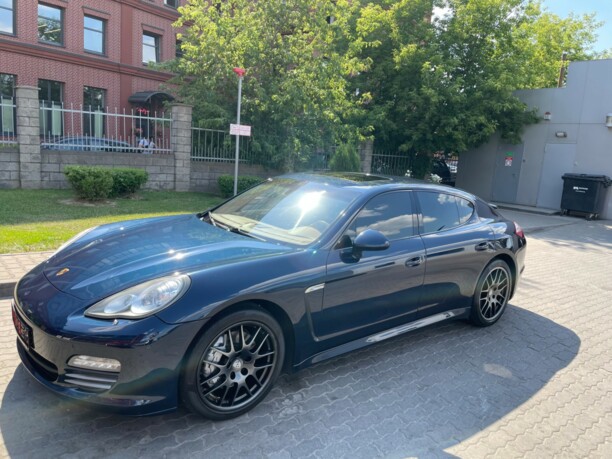 Porsche Panamera 970, 2010 г.