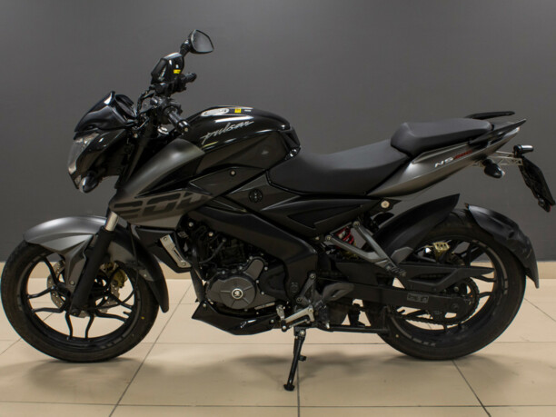 BAJAJ Pulsar 200 NS, 2020 г.