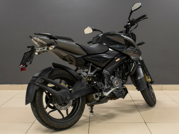 BAJAJ Pulsar 200 NS, 2020 г.