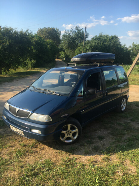Lancia Zeta, 7 мест, 1998 г.