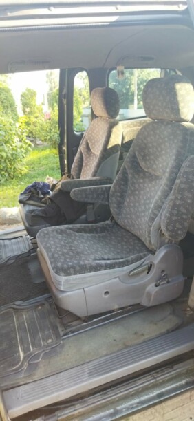 Kia Carnival I, 7 мест, 1999 г.