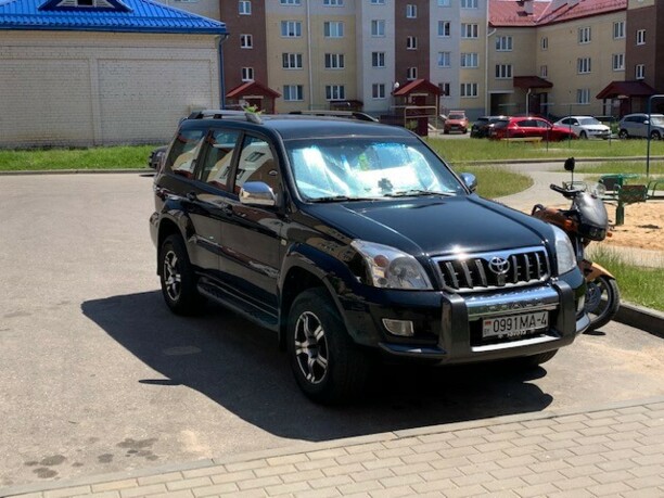 Toyota Land Cruiser Prado J120, 7 мест, 2008 г.