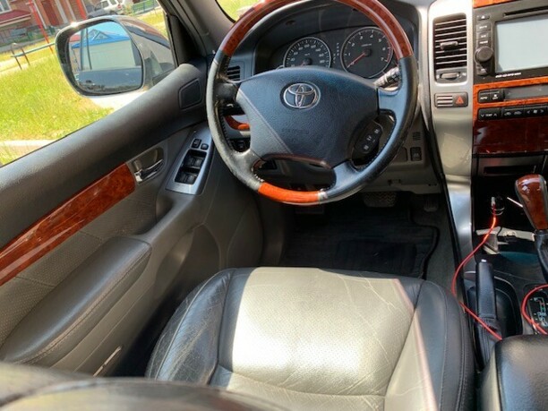 Toyota Land Cruiser Prado J120, 7 мест, 2008 г.
