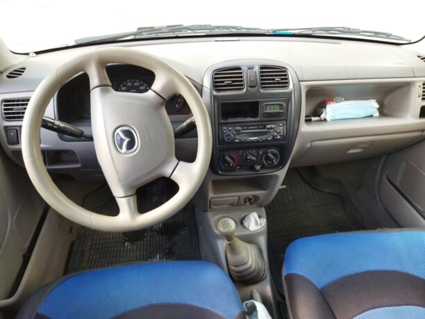 Mazda Demio DW, 2001 г.