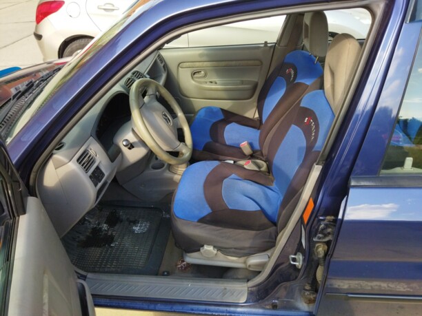 Mazda Demio DW, 2001 г.