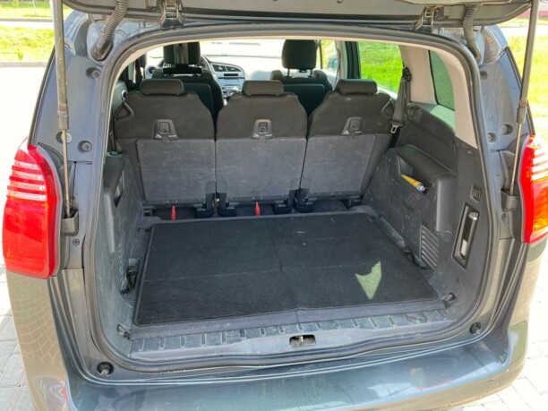 Peugeot 5008 I, 7 мест, 2010 г.