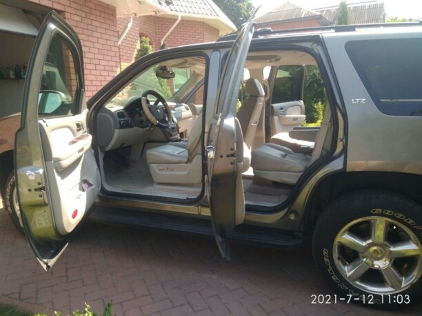 Chevrolet Tahoe GMT900, 7 мест, 2008 г.