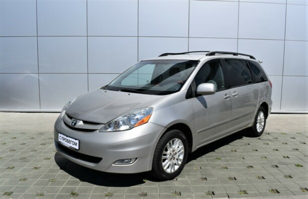 Toyota Sienna II (XL20) · Рестайлинг, 7 мест, 2007 г.