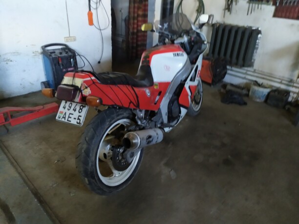 Yamaha FZR FZR750, 1988 г.
