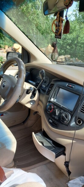 Mazda MPV II, 7 мест, 2001 г.