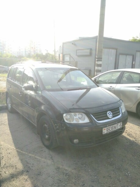 Volkswagen Touran I, 7 мест, 2004 г.
