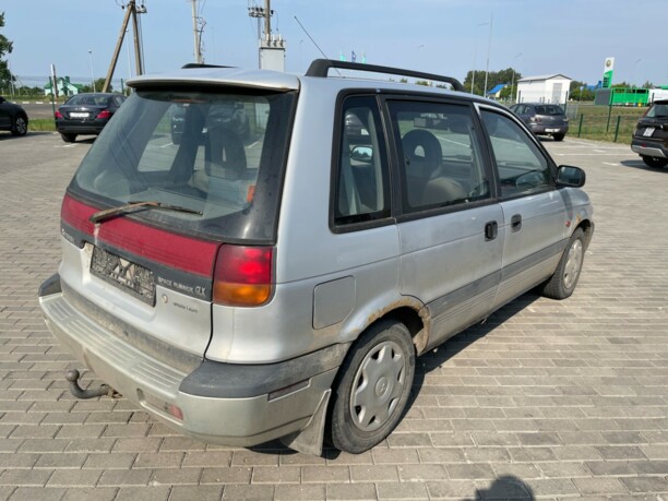 Mitsubishi Space Runner I, 1996 г.