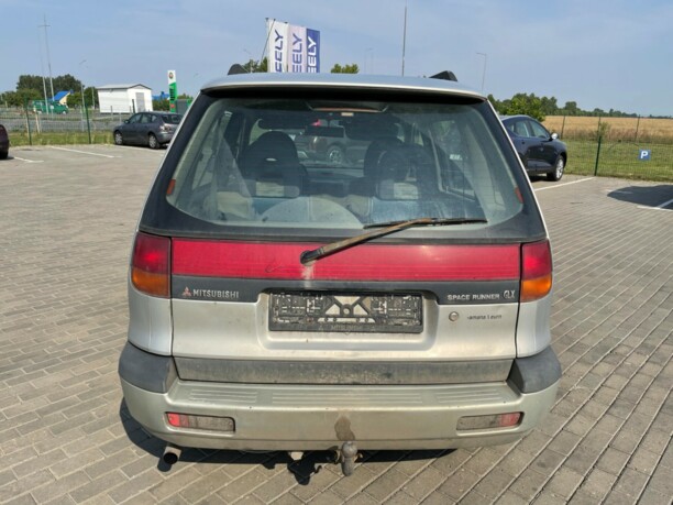 Mitsubishi Space Runner I, 1996 г.