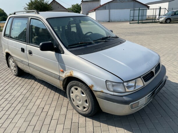 Mitsubishi Space Runner I, 1996 г.