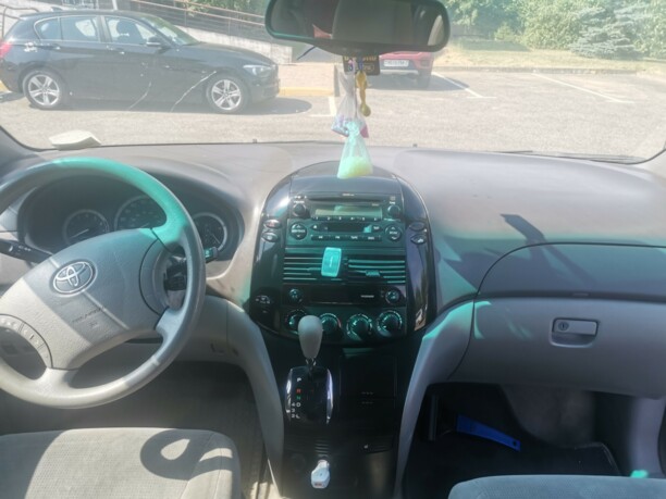Toyota Sienna II (XL20), 7 мест, 2004 г.