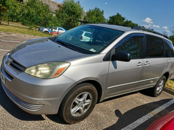 Toyota Sienna II (XL20), 7 мест, 2004 г.