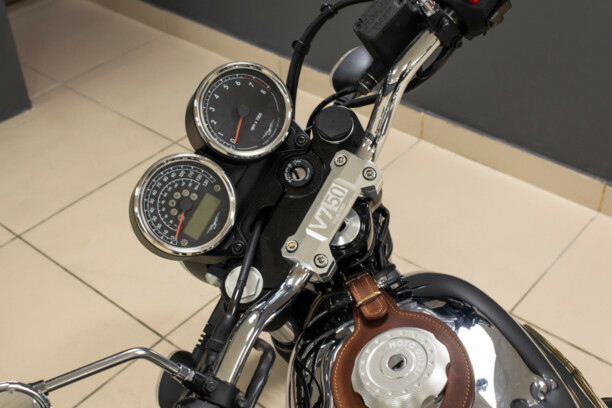 Moto Guzzi V 7 Anniversario, 2017 г.
