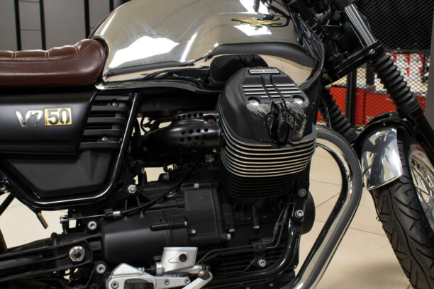 Moto Guzzi V 7 Anniversario, 2017 г.