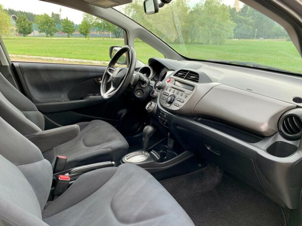 Honda Fit II, 2008 г.