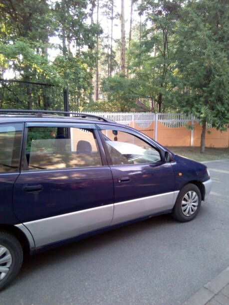 Toyota Picnic I, 7 мест, 1997 г.