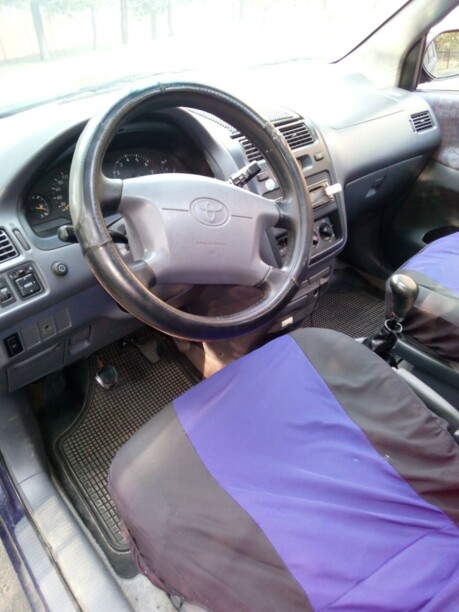 Toyota Picnic I, 7 мест, 1997 г.
