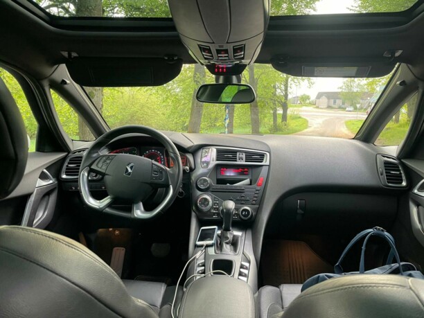Citroen DS5, 2012 г.