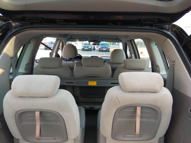 Kia Carnival II, 7 мест, 2006 г.