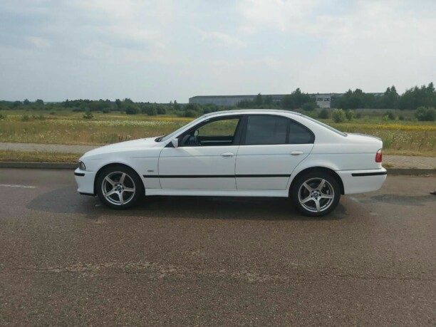BMW 5 серия E39, 2001 г.