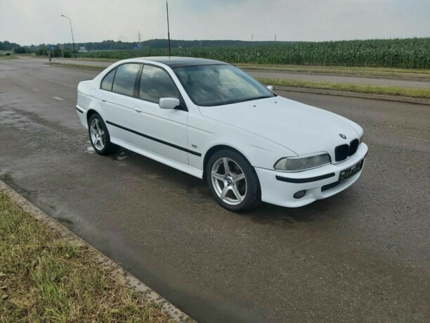 BMW 5 серия E39, 2001 г.