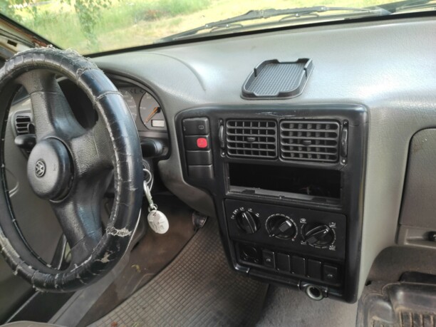 Volkswagen Caddy II, 2000 г.