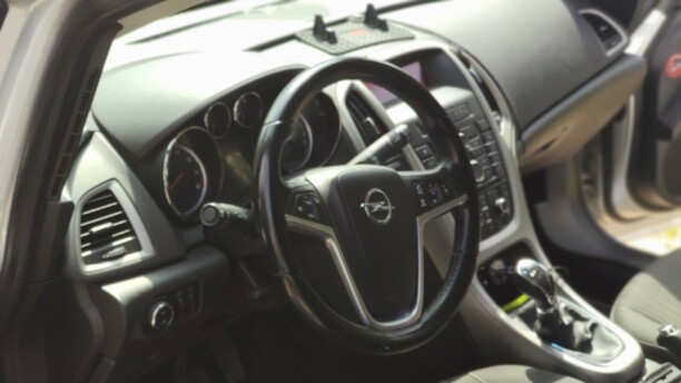 Opel Astra J, 2011 г.