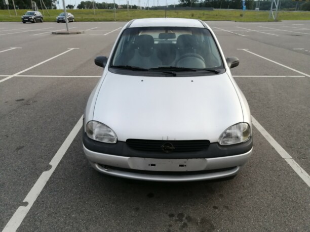 Opel Corsa B, 2000 г.