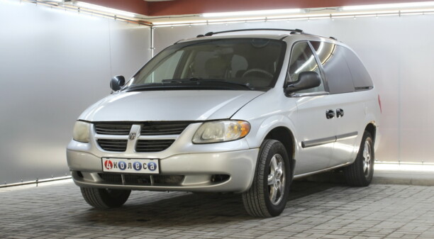 Dodge Caravan IV, 7 мест, 2005 г.
