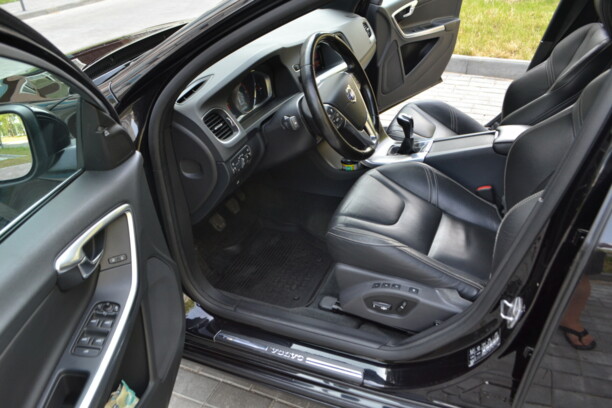 Volvo V60 I · Рестайлинг, 2015 г.